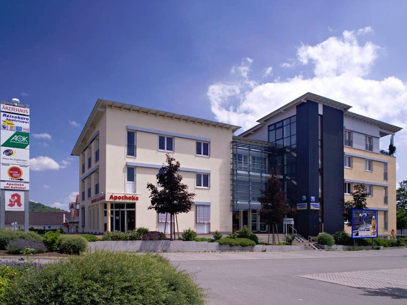 0105 aerztehaus pfaeffingen 1