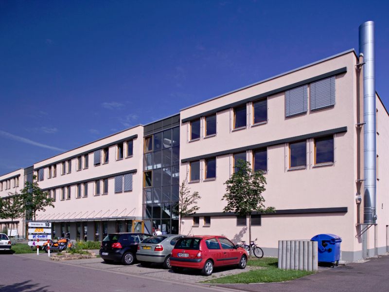  f3r8438